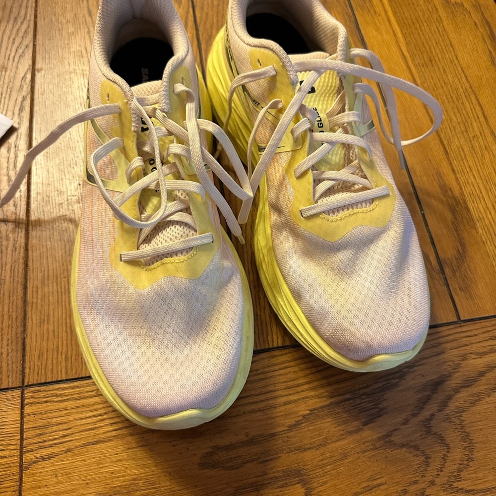 Salomon Women's Athletic Shoes - White and Yellow